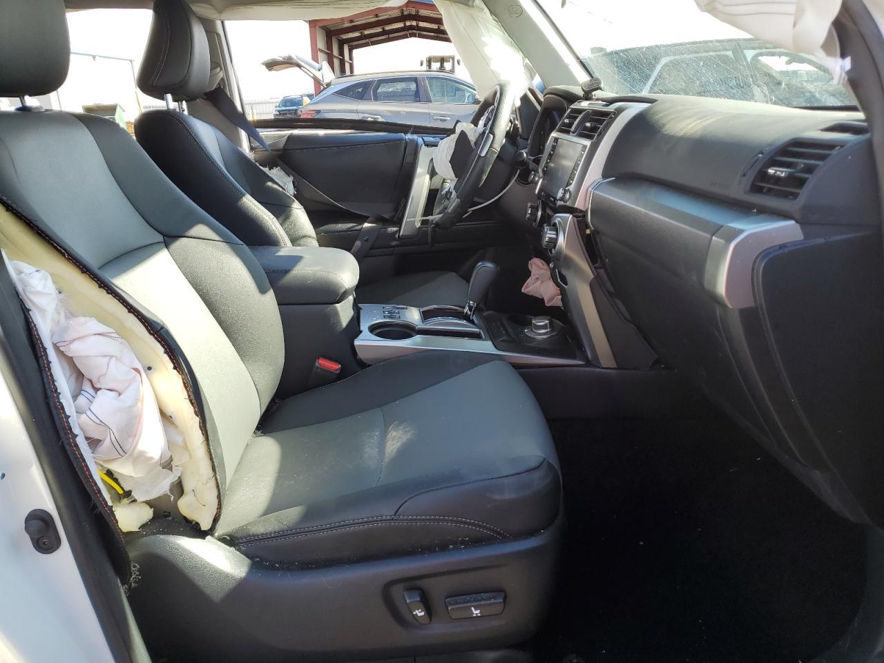 2023 Toyota 4Runner Se - Фото 7