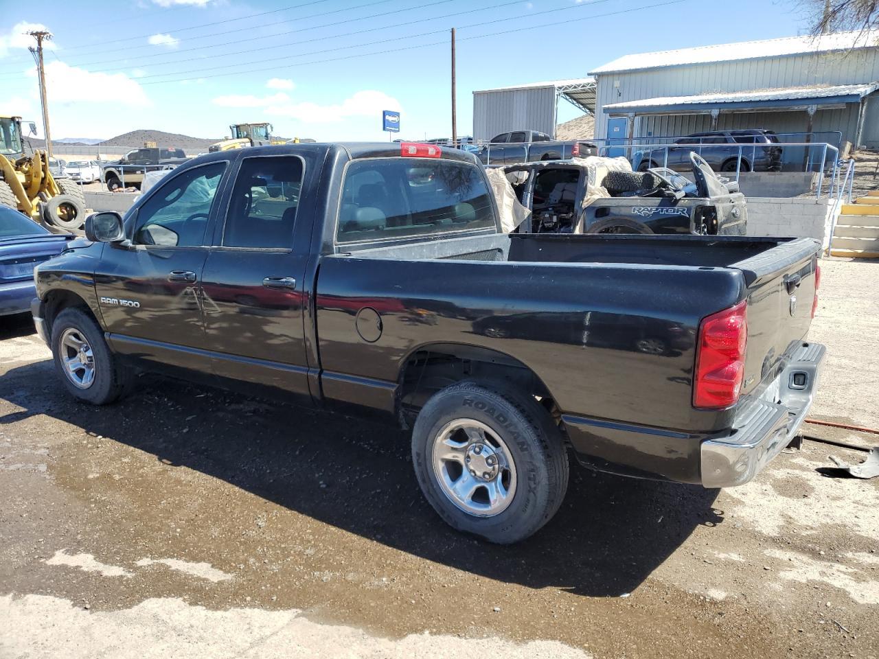 2007 Dodge Ram 1500 St - Фото 2