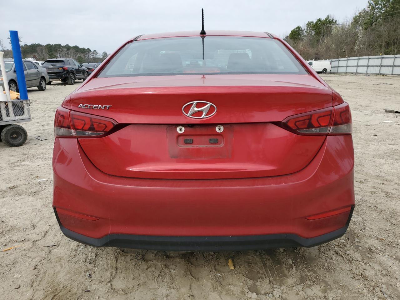 2020 Hyundai Accent Se - Фото 6