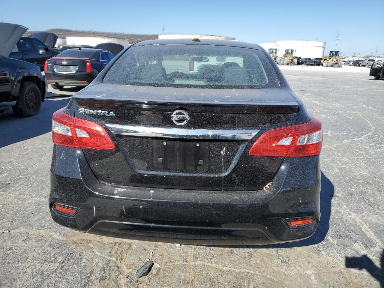 2019 Nissan Sentra S - Image 6