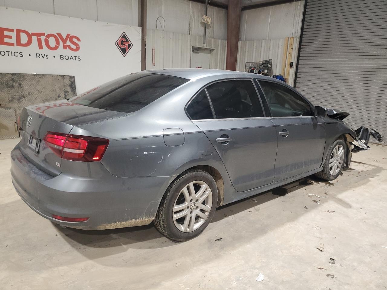 2017 Volkswagen Jetta S - Фото 3