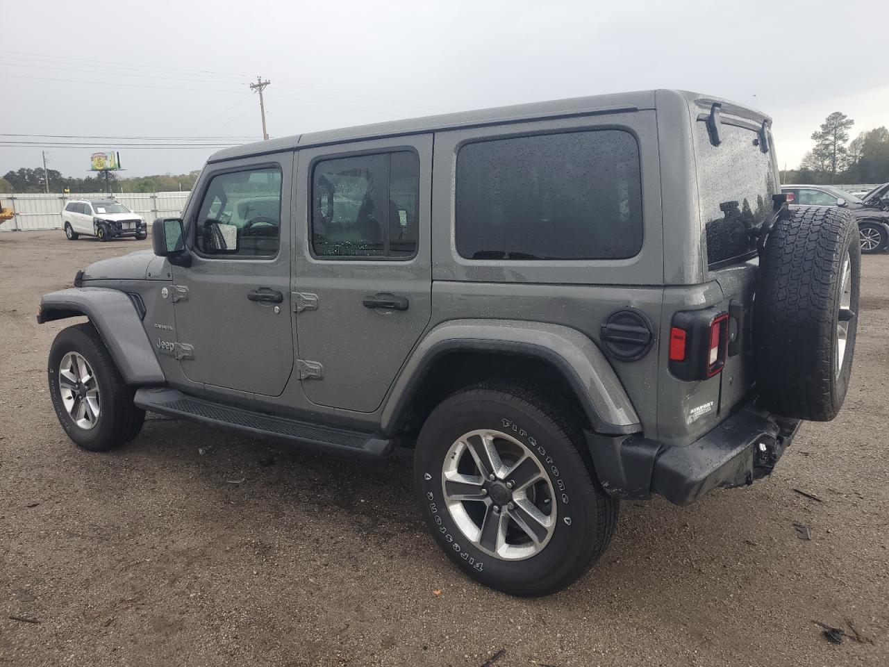 2018 Jeep Wrangler Unlimited Sahara - Image 2
