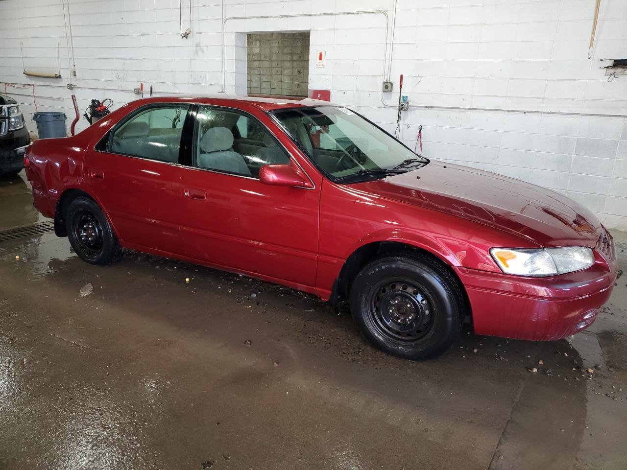 1997 Toyota Camry Ce - Фото 4