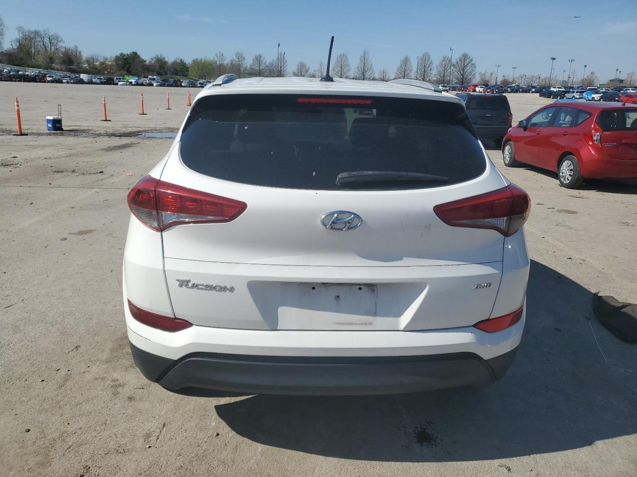 2016 Hyundai Tucson Limited - Image 6