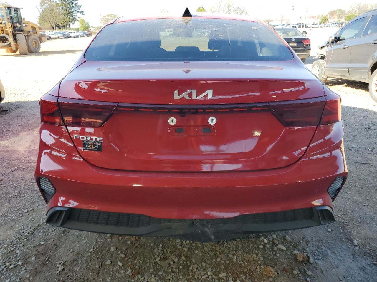2024 Kia Forte Lx - Фото 6