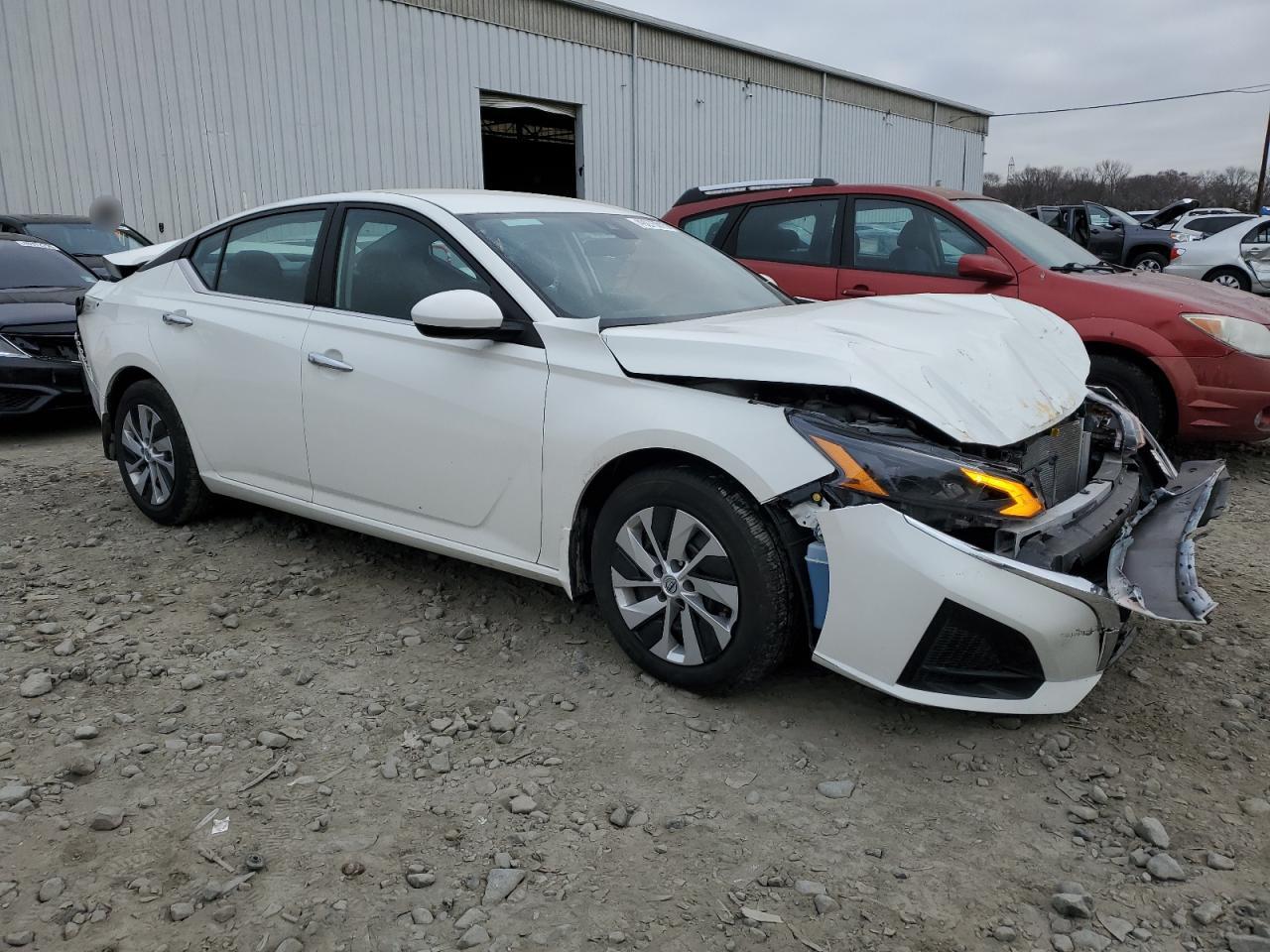 2023 Nissan Altima S - Фото 4