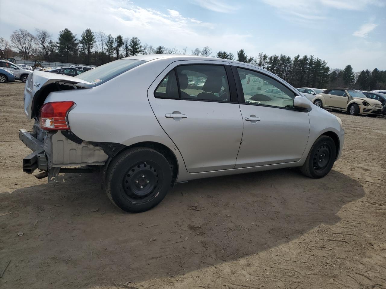 2012 Toyota Yaris - Фото 3