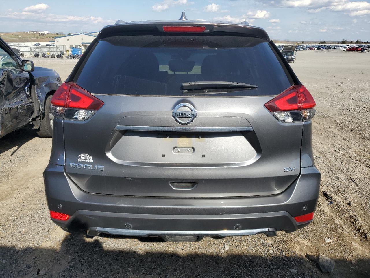 2020 Nissan Rogue S - Фото 6