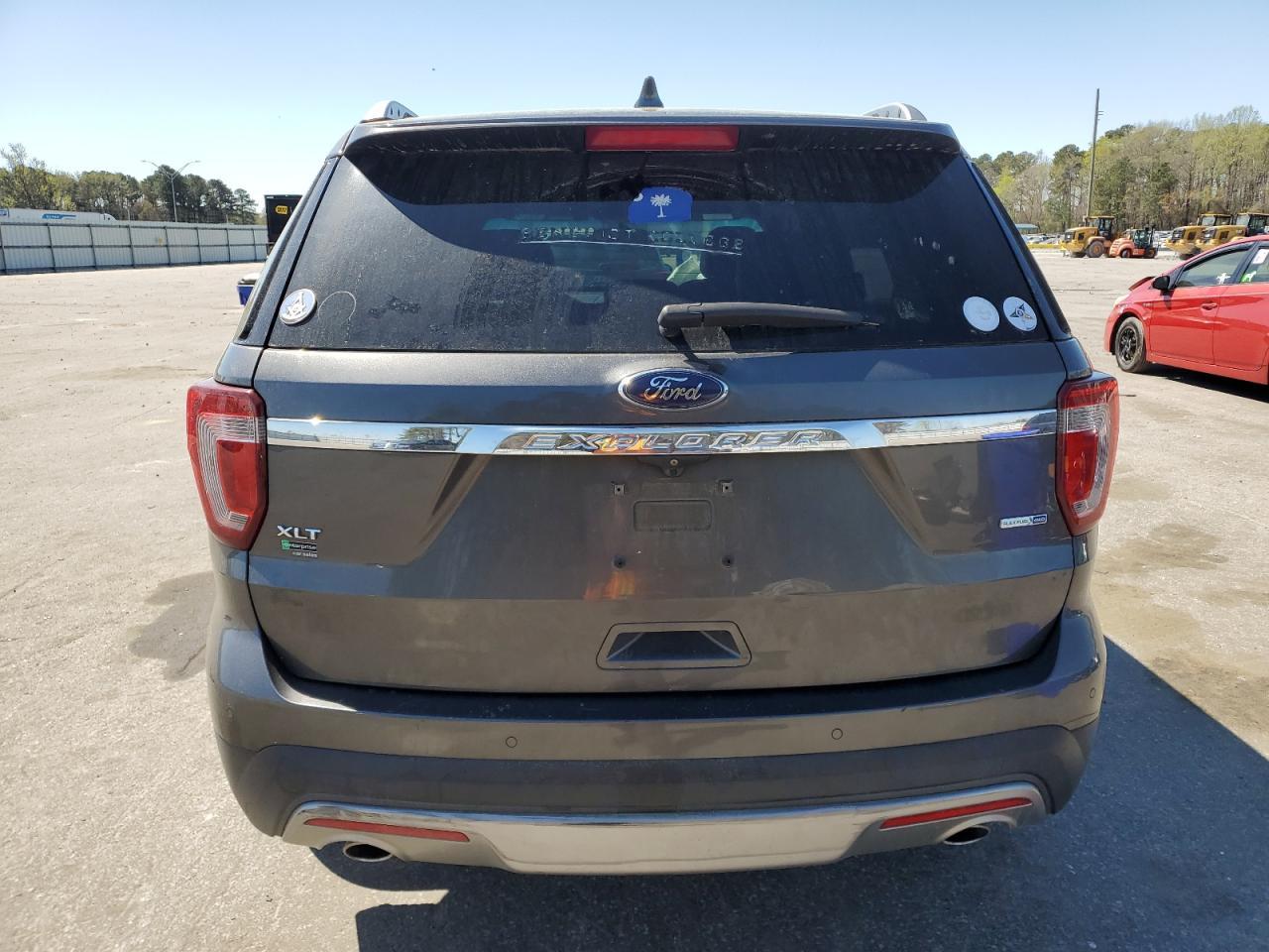 2016 Ford Explorer Xlt - Image 6