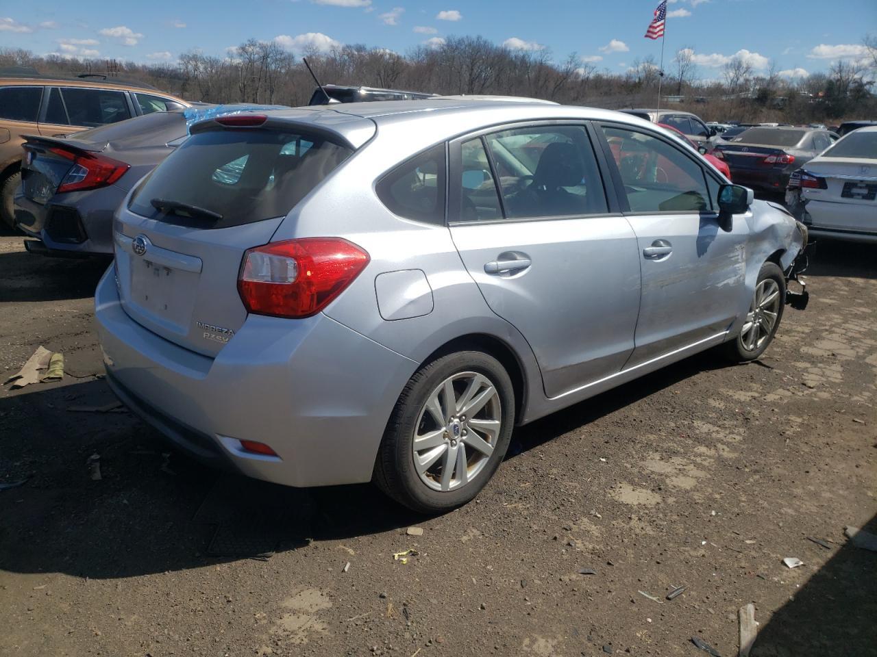 2016 Subaru Impreza Premium - Фото 3