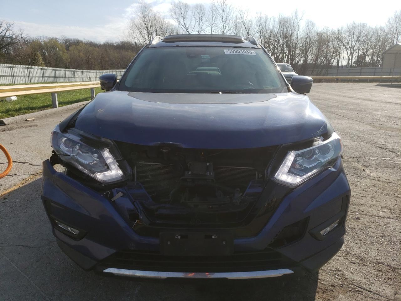 2017 Nissan Rogue Sv - Image 5
