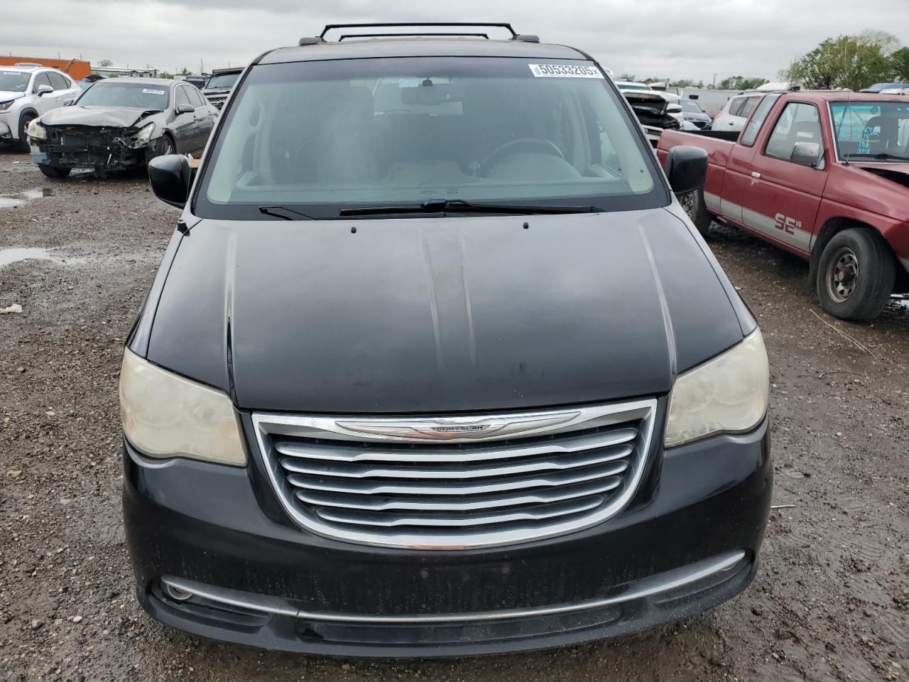 2012 Chrysler Town & Country Touring - Фото 5