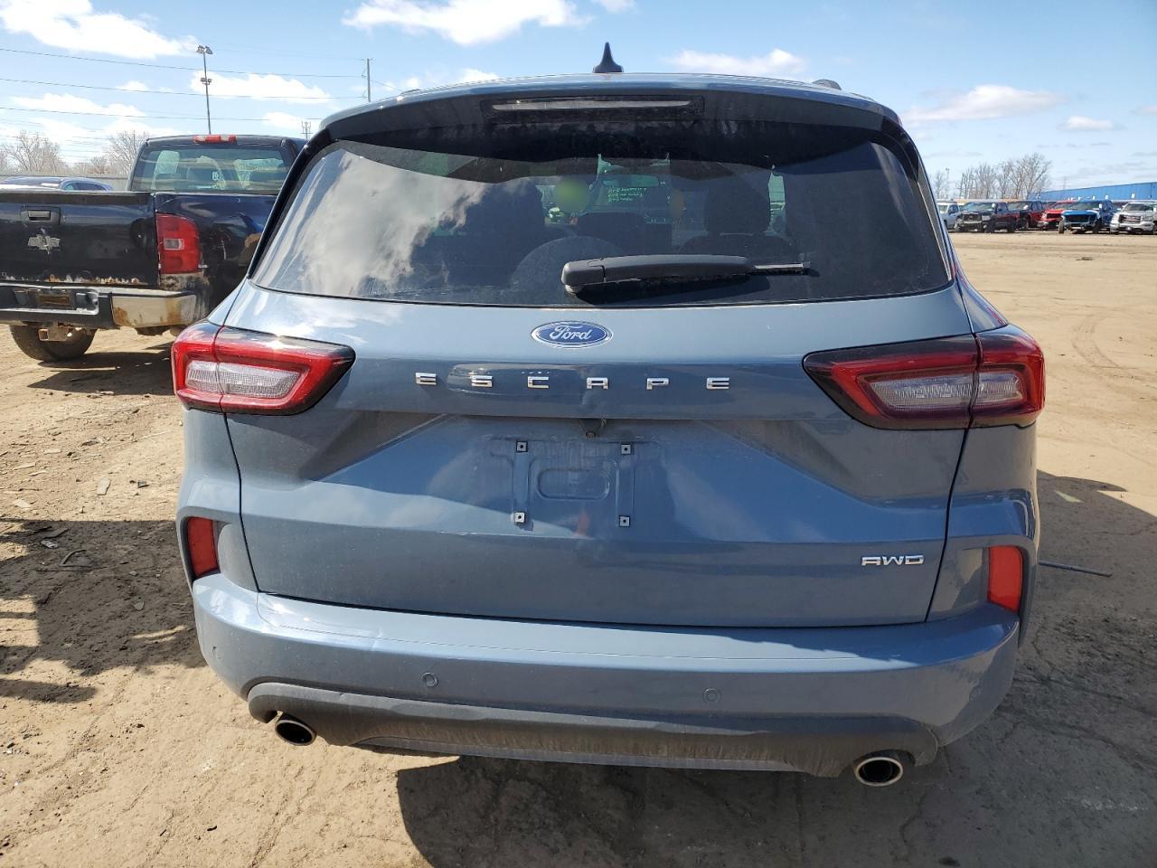 2024 Ford Escape St Line - Image 6