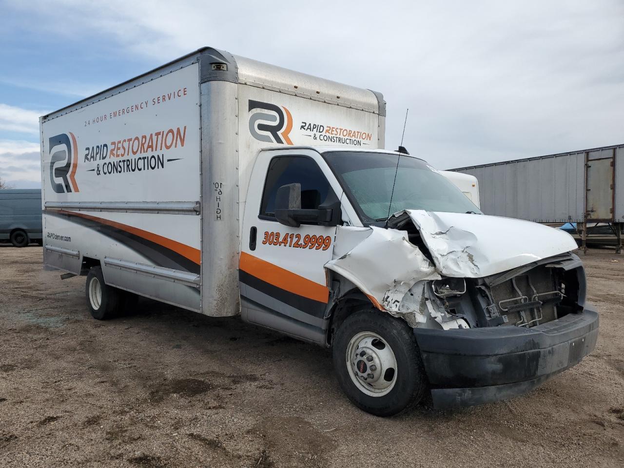 2017 GMC Savana Cutaway G3500 - Фото 4