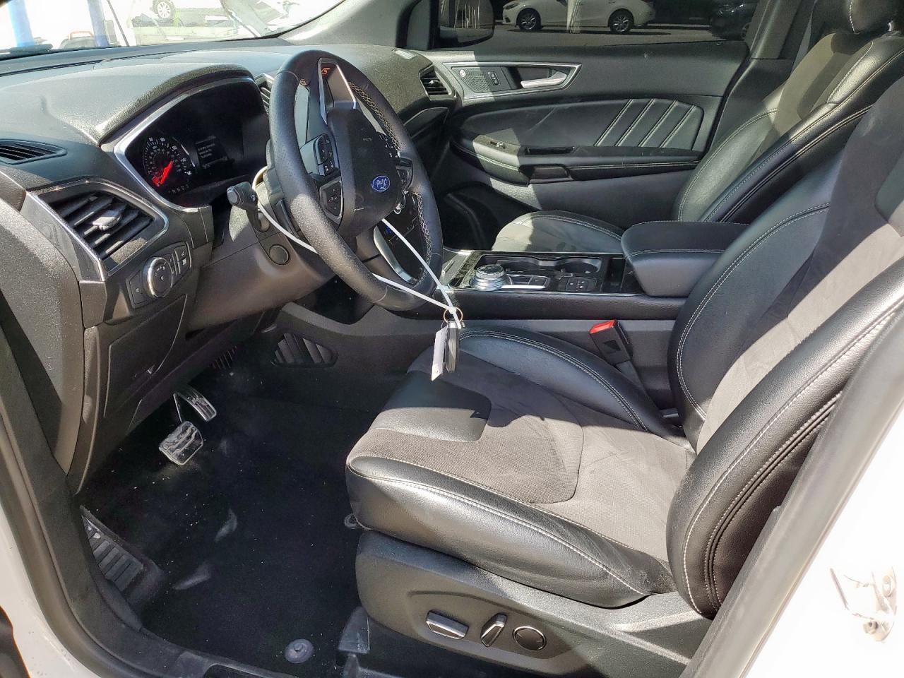 2019 Ford Edge St - Image 7