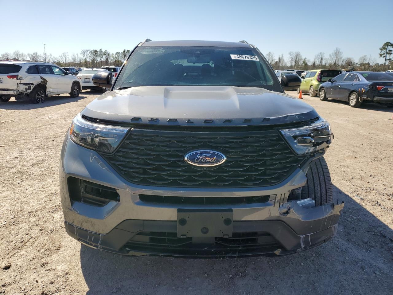 2023 Ford Explorer St-Line - Фото 5
