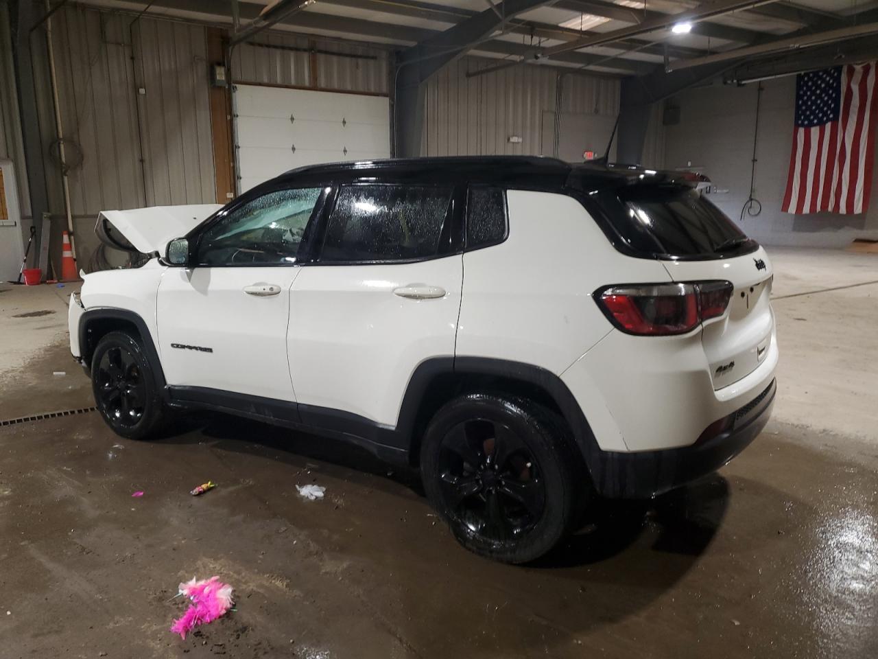 2019 Jeep Compass Latitude - Image 2