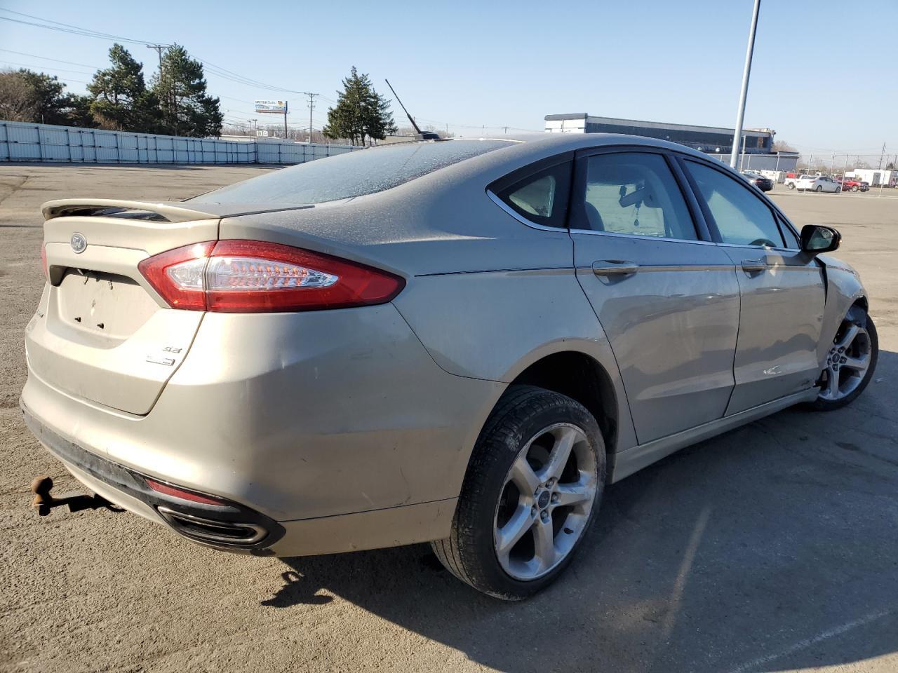 2015 Ford Fusion Se - Image 3