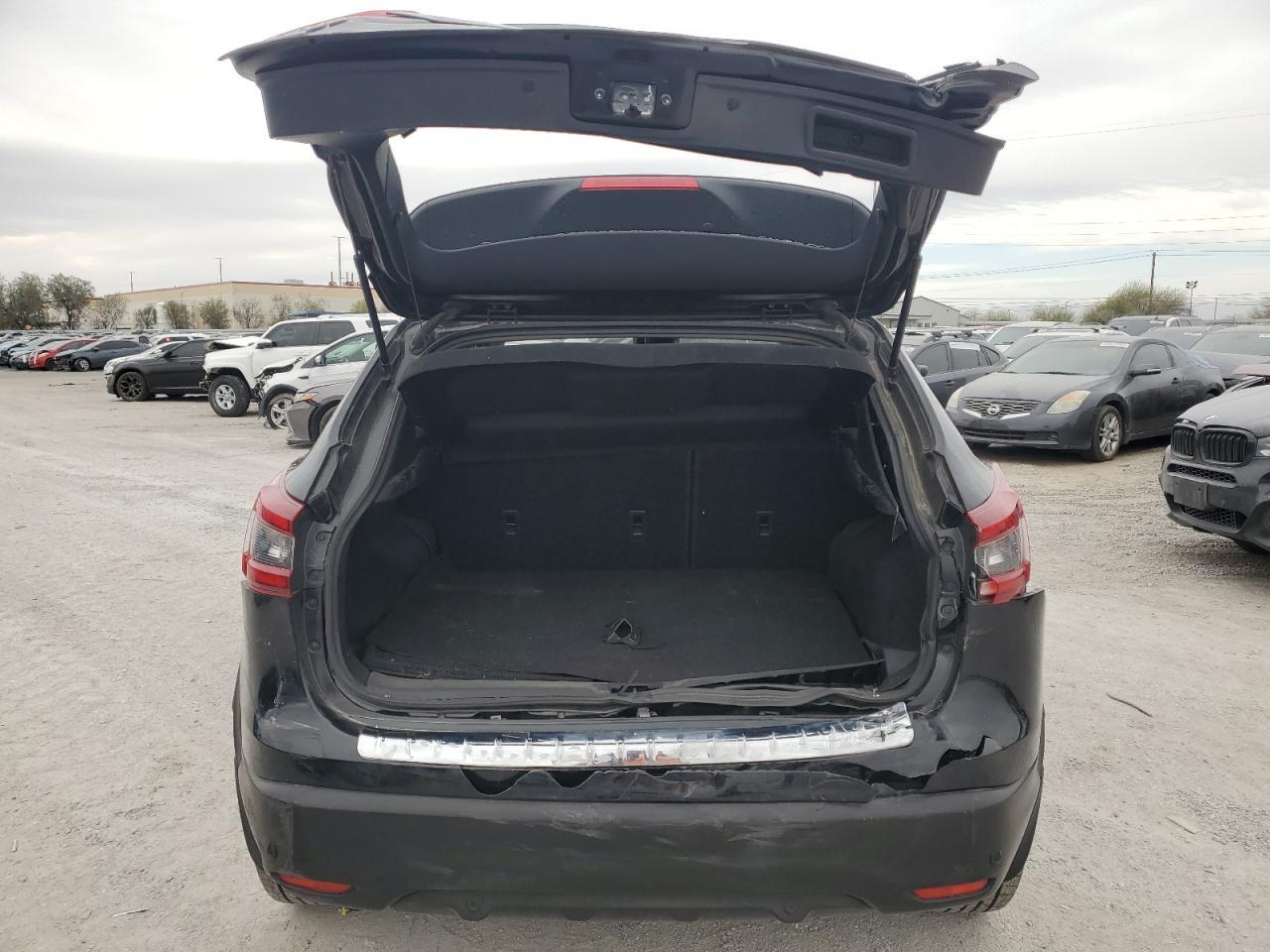 2021 Nissan Rogue Sport Sv - Image 6