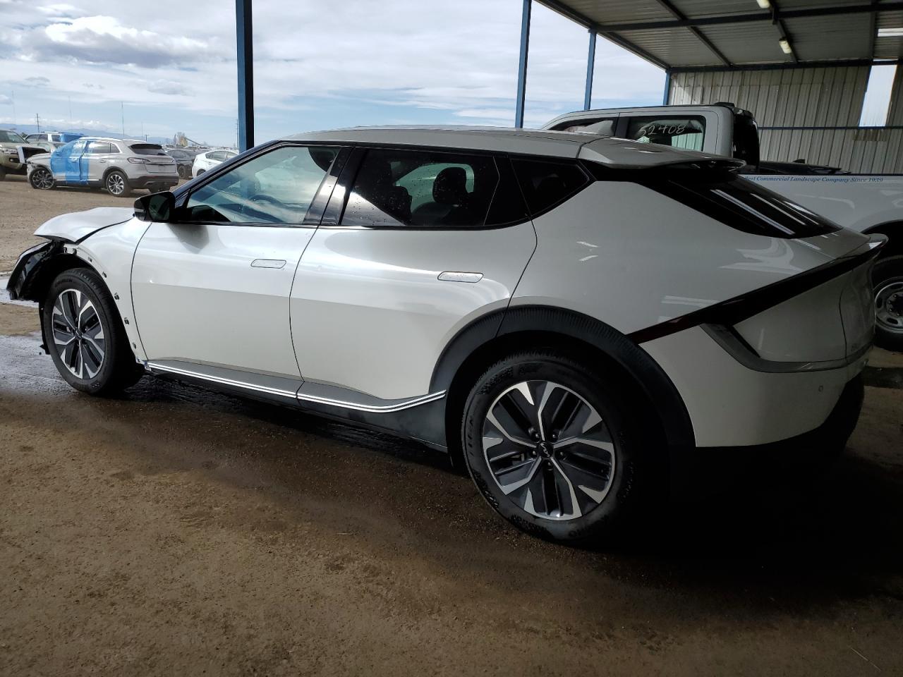 2024 Kia Ev6 Light - Фото 2