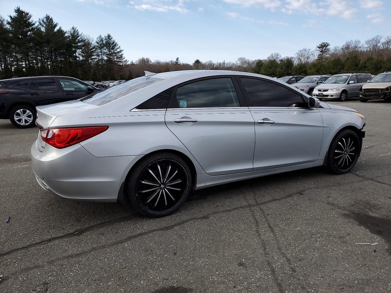 2013 Hyundai Sonata Se - Фото 3