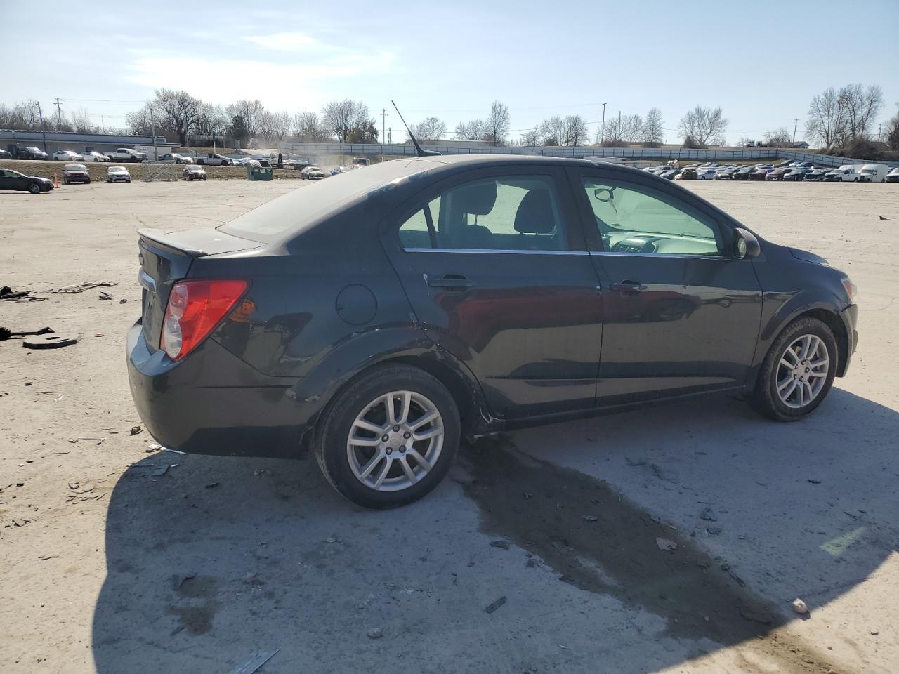 2014 Chevrolet Sonic Lt - Фото 3