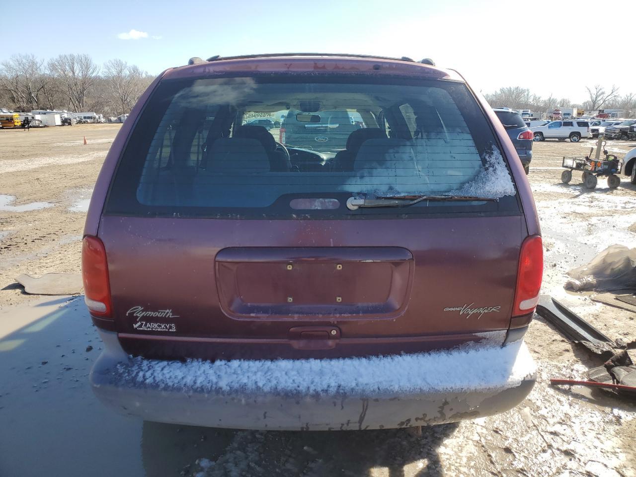 1999 Plymouth Grand Voyager Se - Фото 6