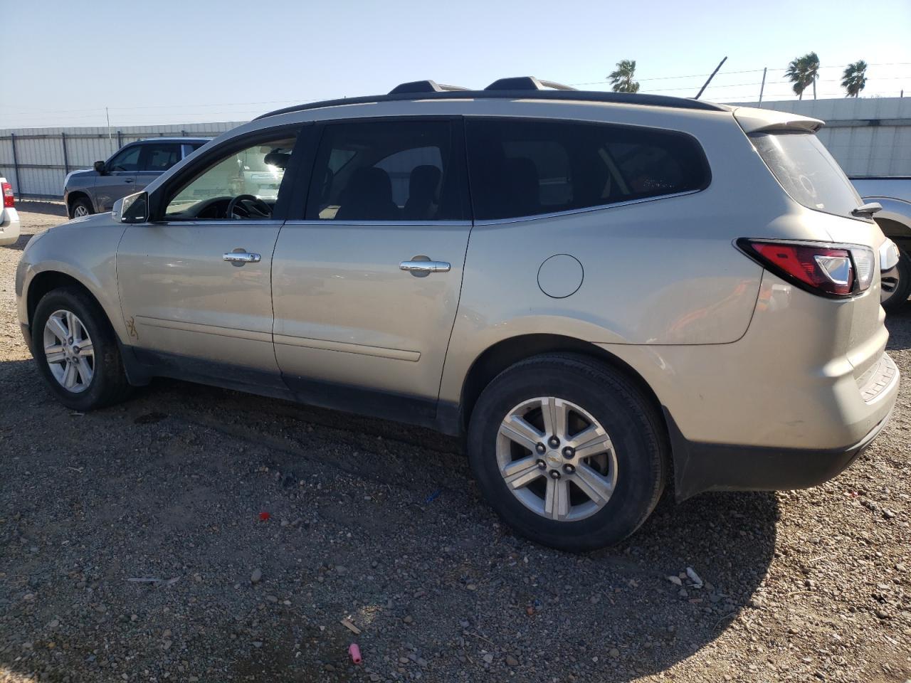 2013 Chevrolet Traverse Lt - Фото 2