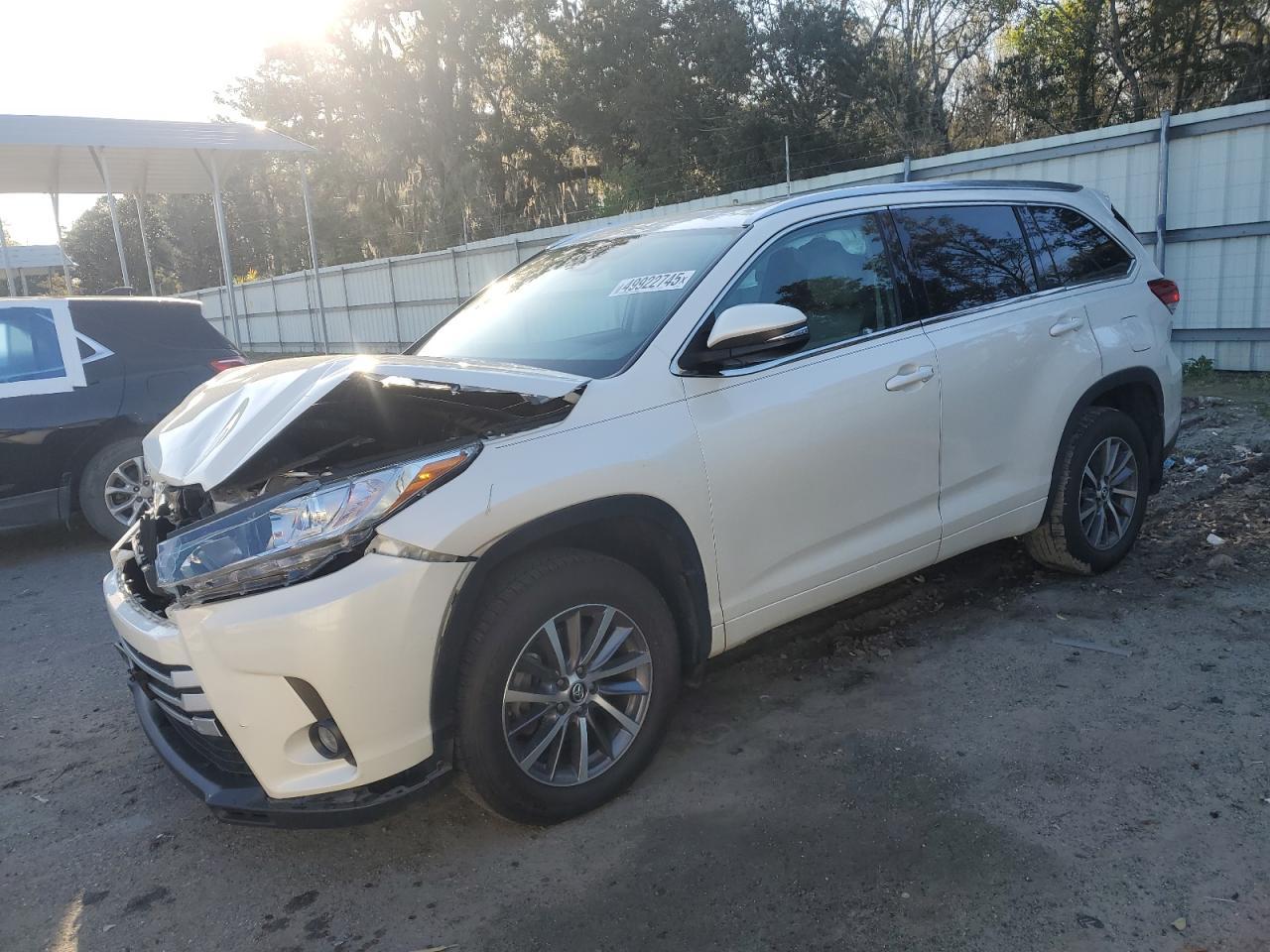 2018 Toyota Highlander Se