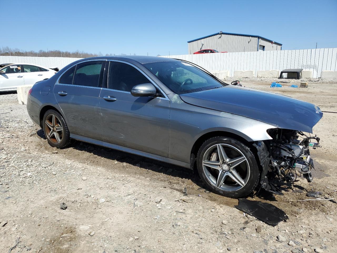 2017 Mercedes-Benz E 300 4Matic - Image 4