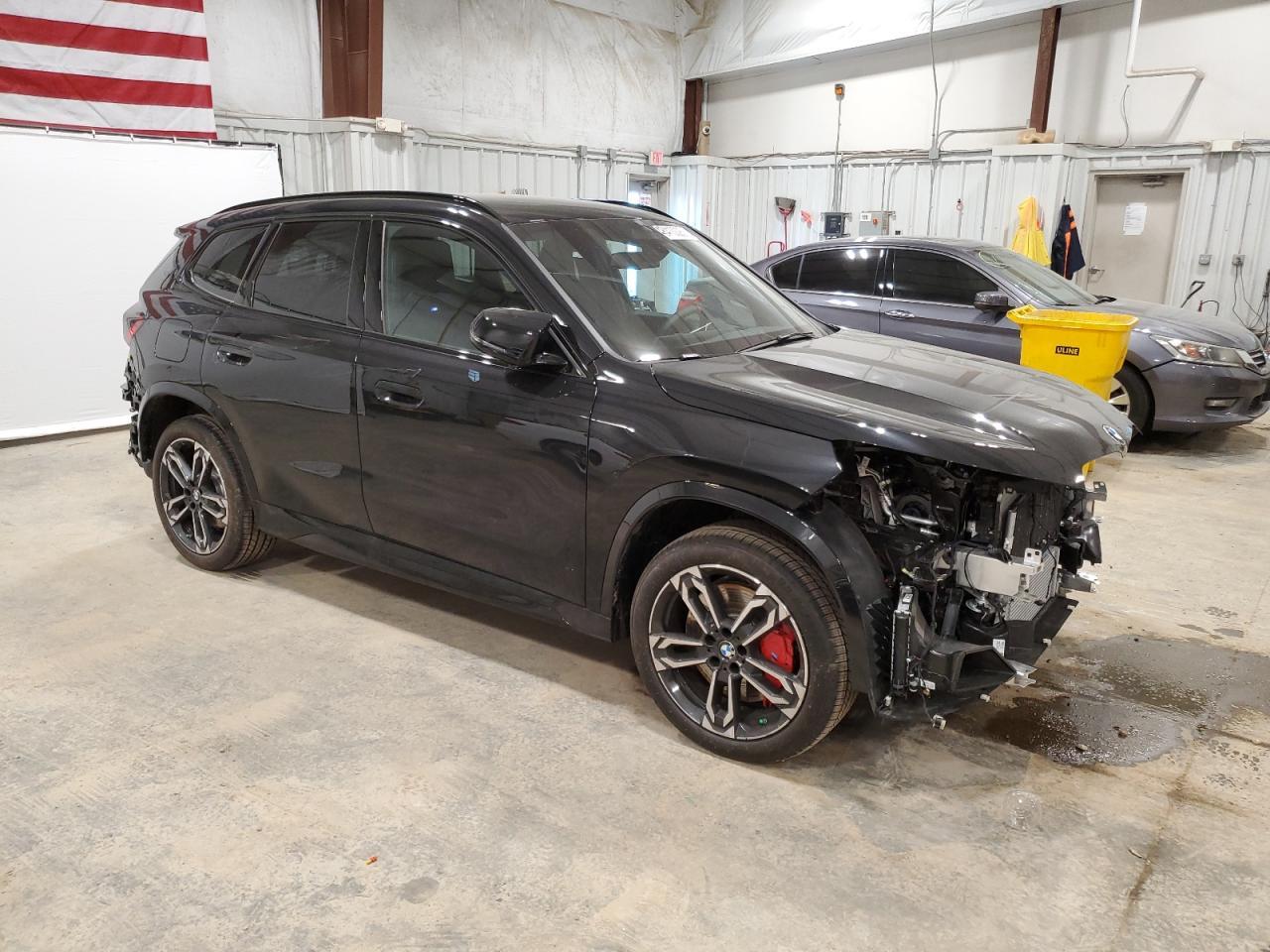 2025 BMW X1 M35I - Фото 4