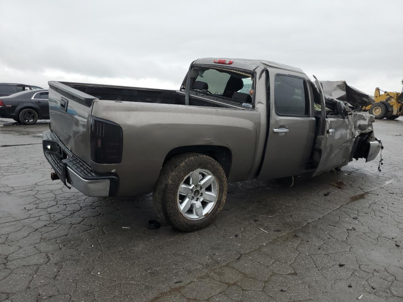 2013 Chevrolet Silverado K1500 Ls - Image 3