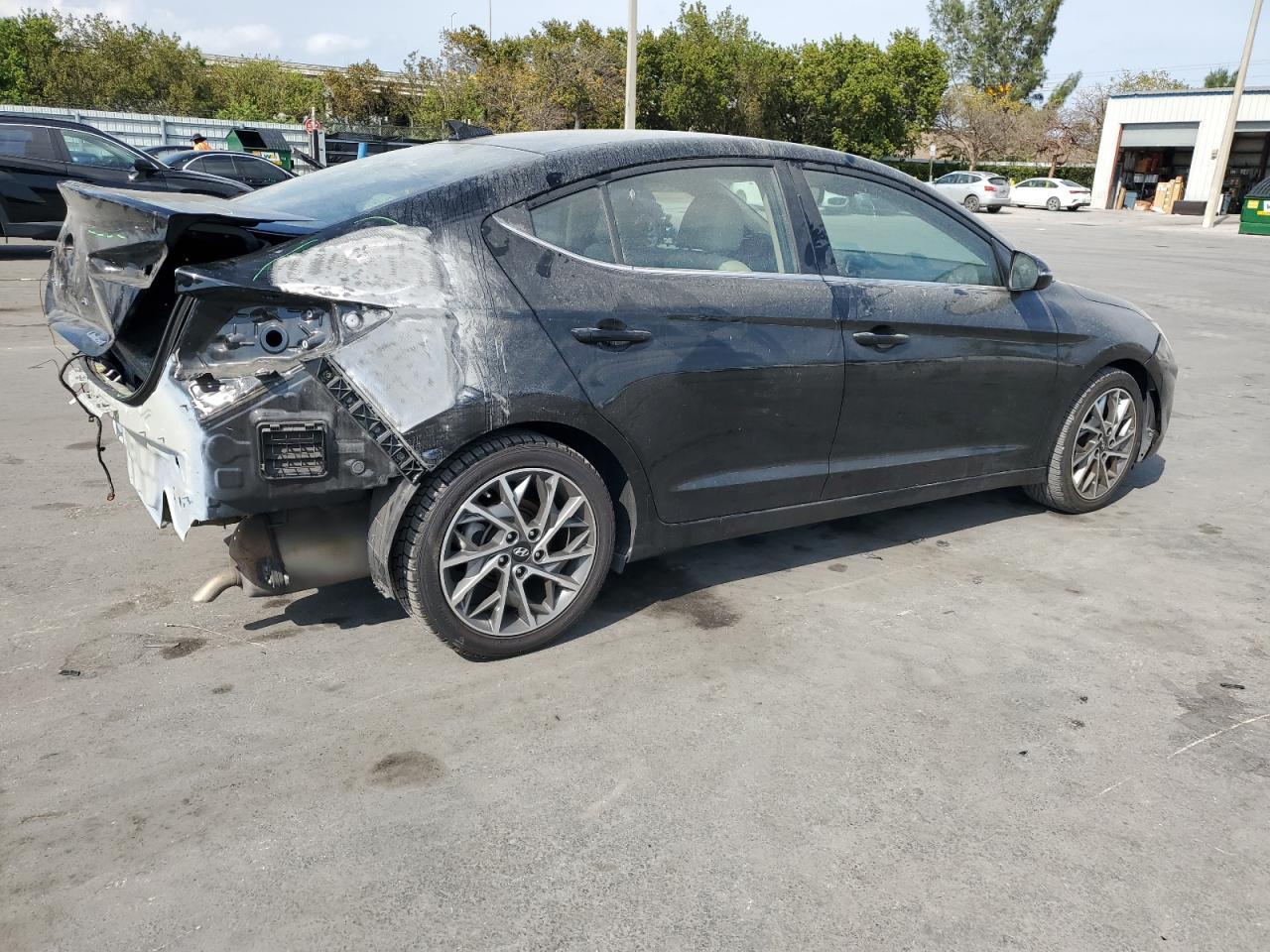 2020 Hyundai Elantra Sel - Фото 3
