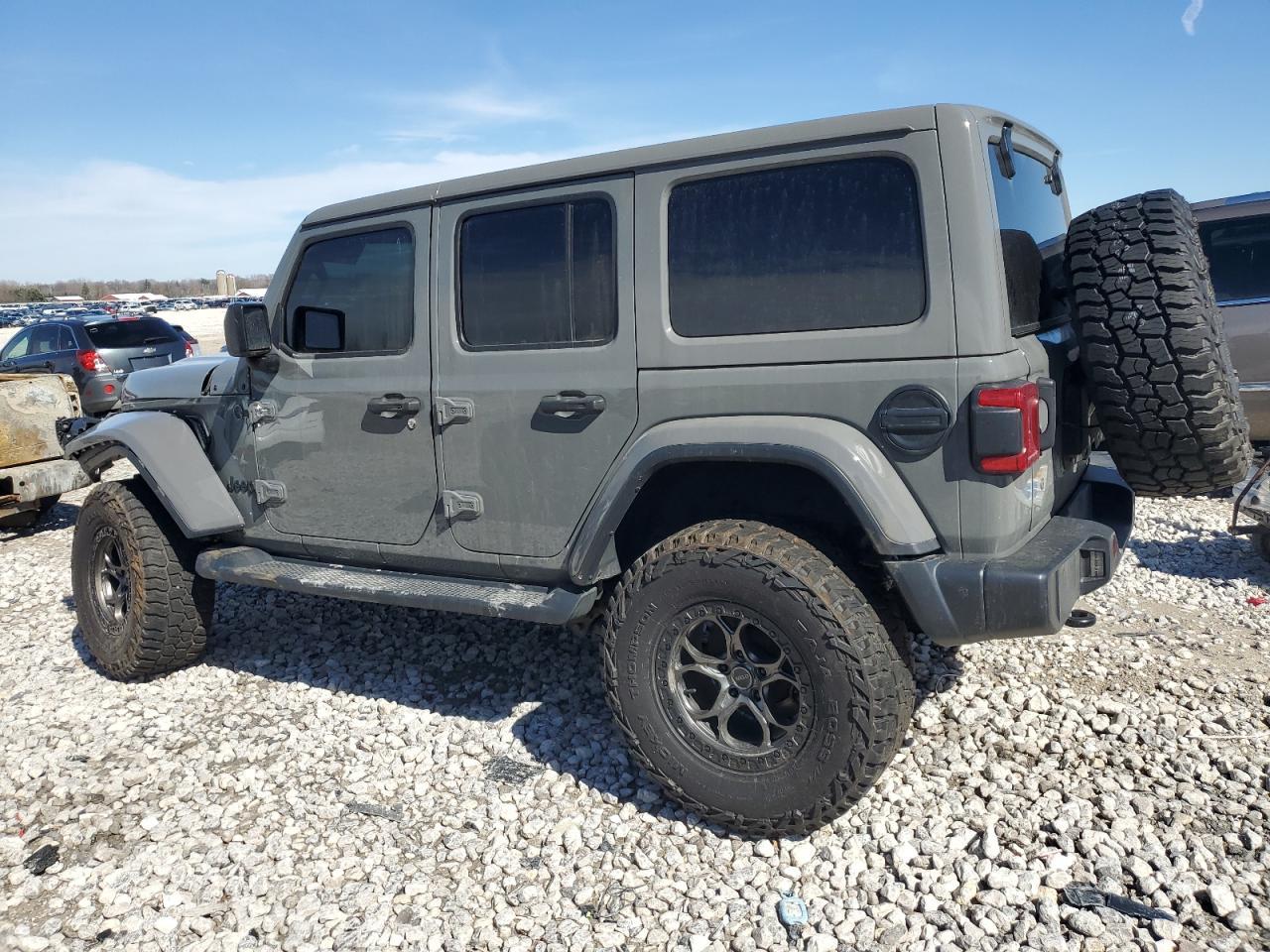 2019 Jeep Wrangler Unlimited Sahara - Image 2