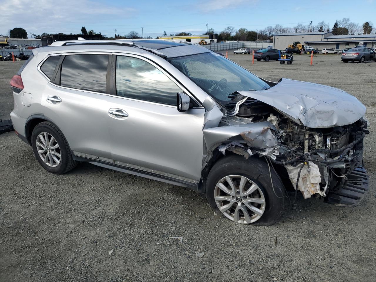 2018 Nissan Rogue S - Image 4