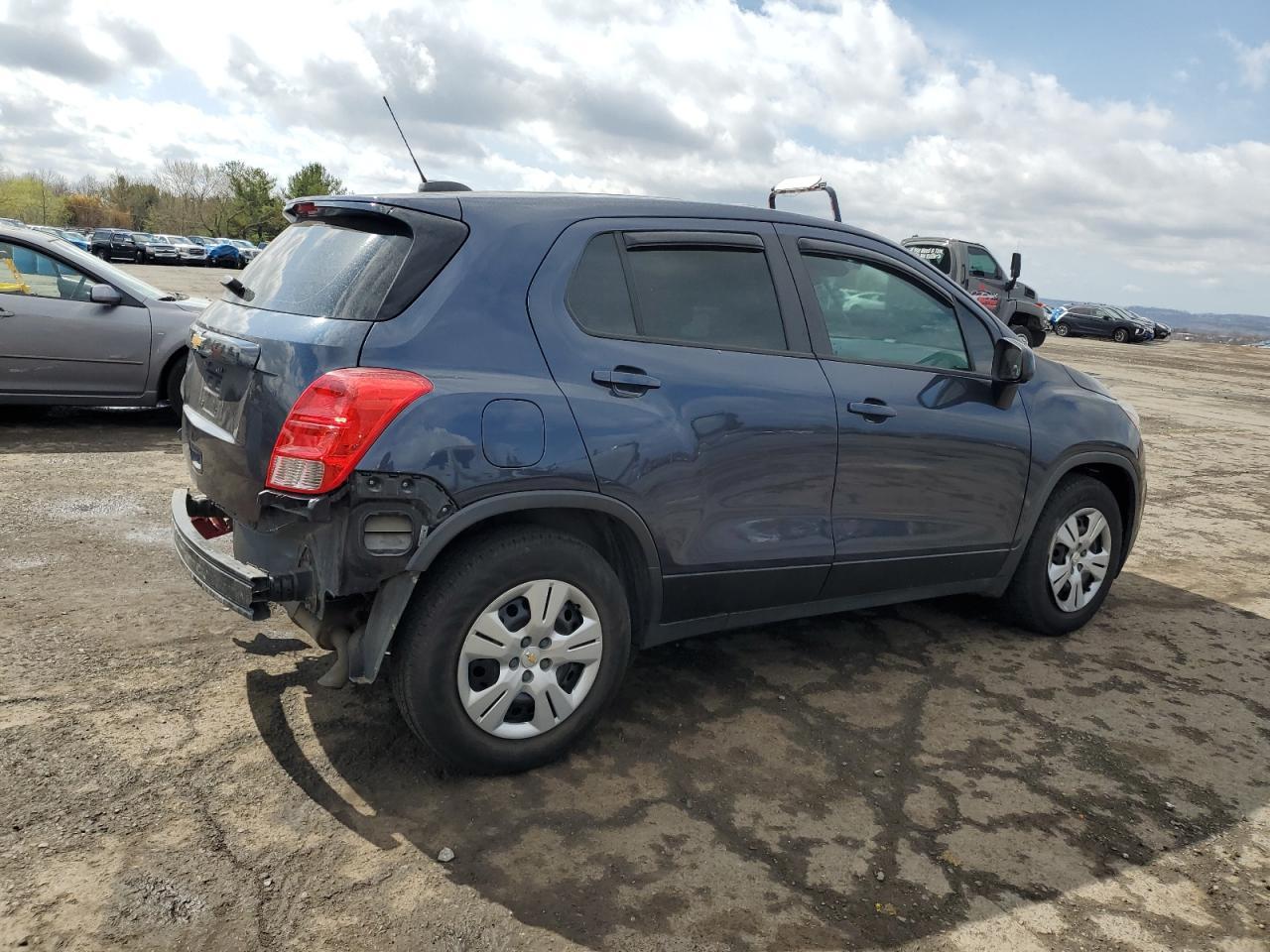 2018 Chevrolet Trax Ls - Фото 3