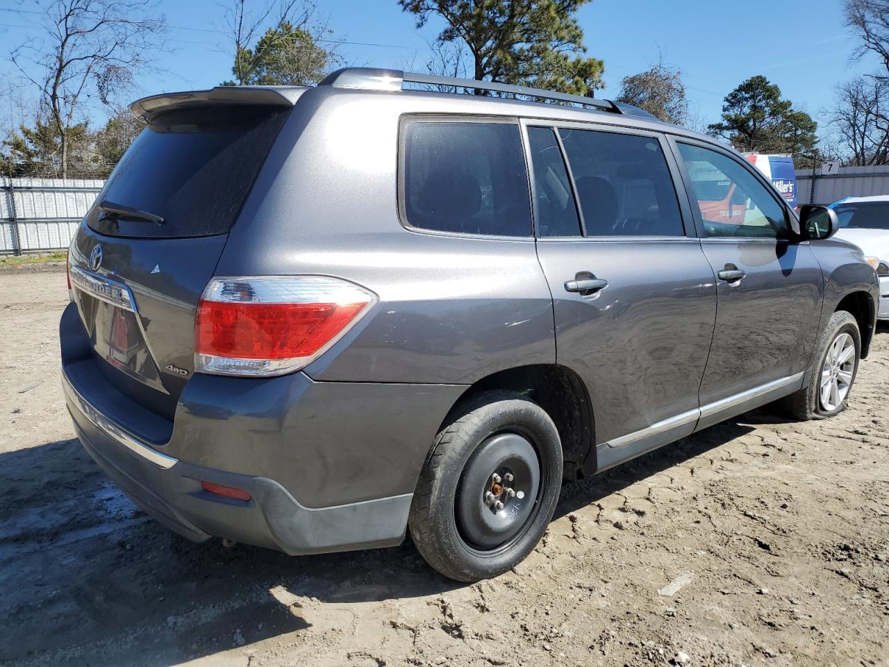 2011 Toyota Highlander Base - Image 3