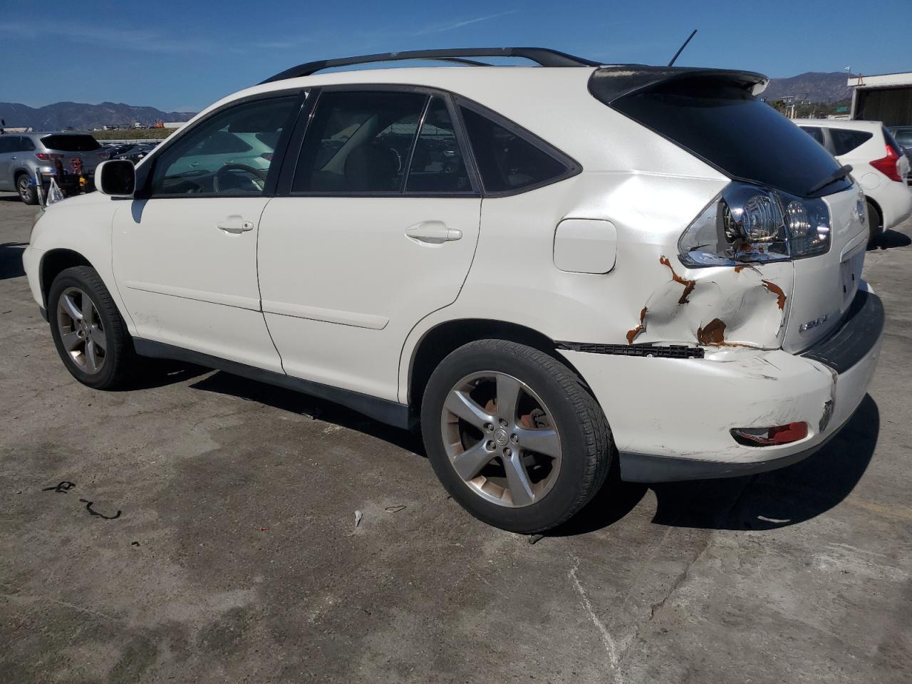 2006 Lexus Rx 330 - Image 2