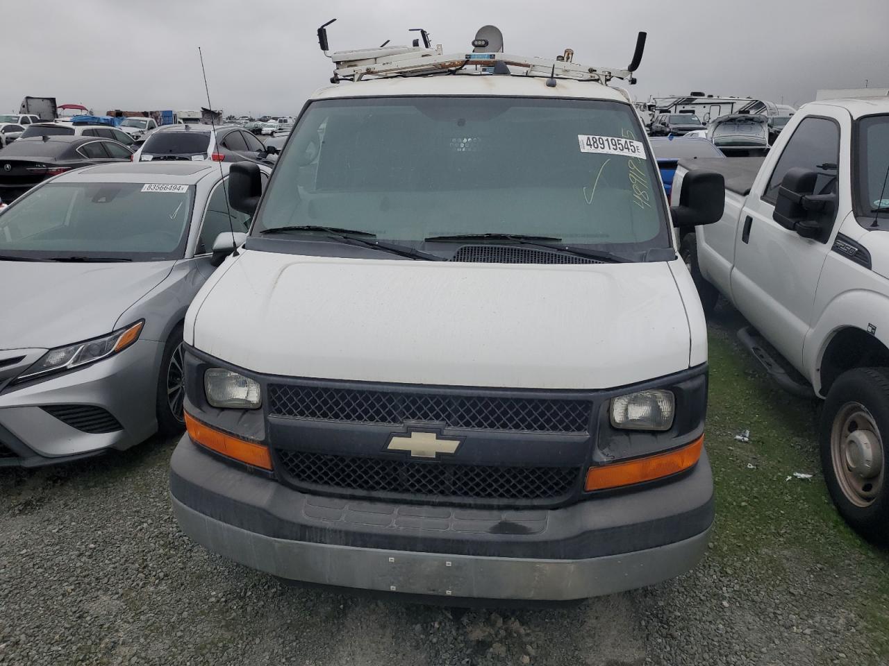 2014 Chevrolet Express G2500 - Image 5