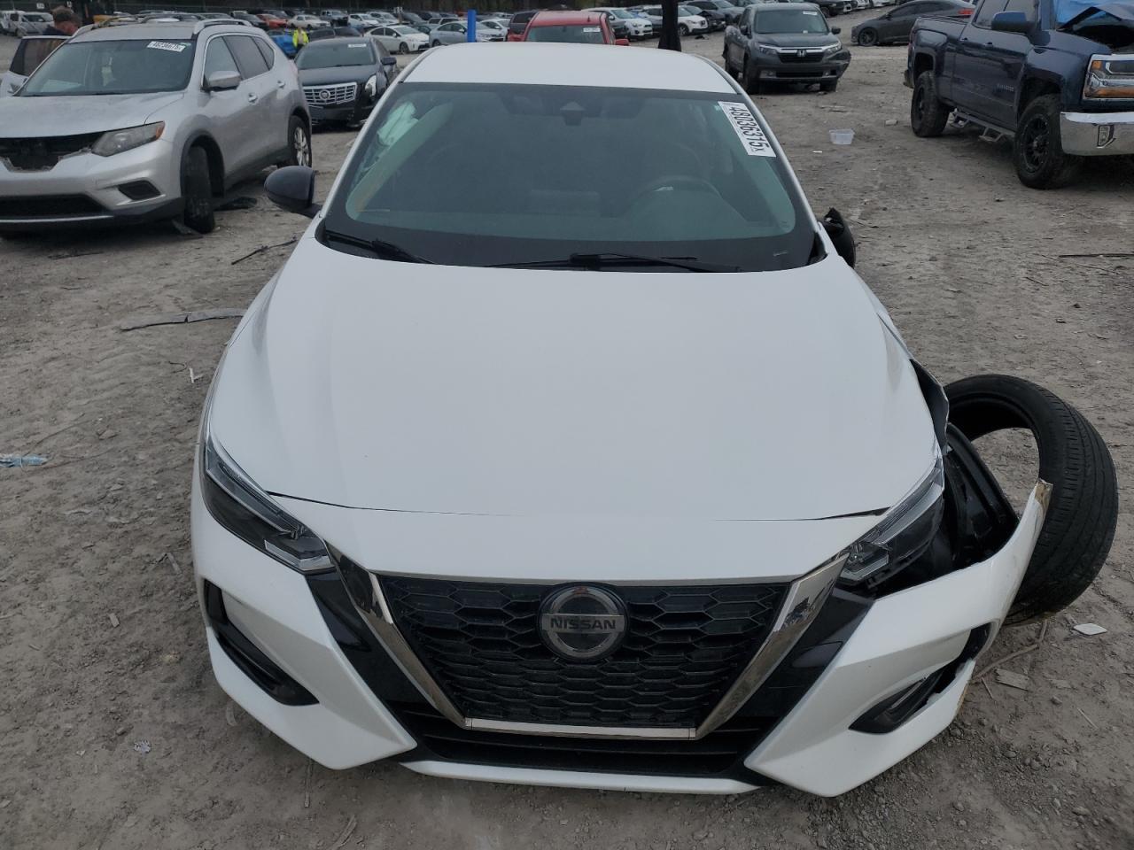 2020 Nissan Sentra Sr - Image 5