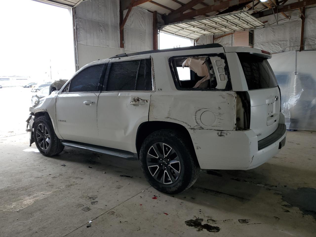 2015 Chevrolet Tahoe K1500 Ls - Фото 2