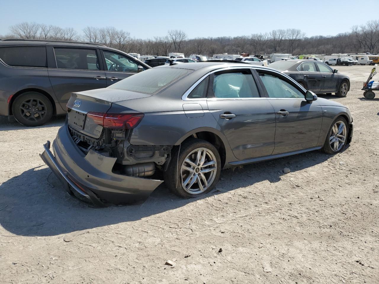 2021 Audi A4 Premium 45 - Фото 3