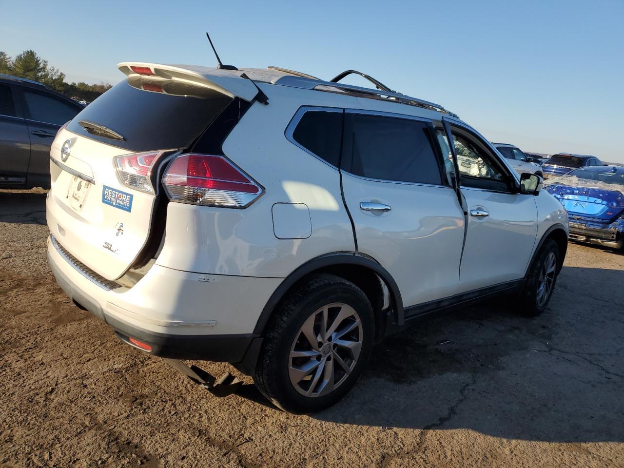 2016 Nissan Rogue S - Фото 3