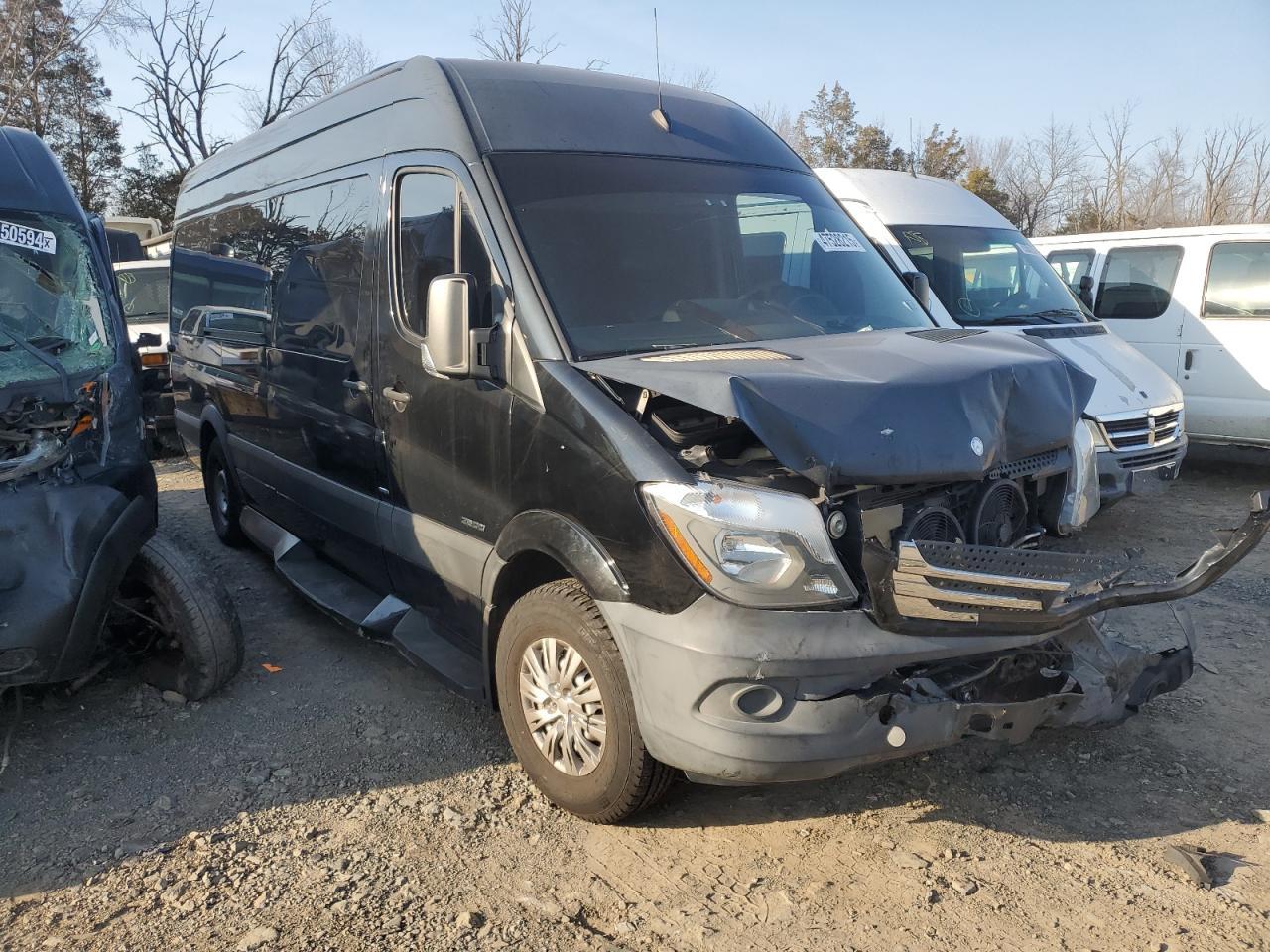 2014 Mercedes-Benz Sprinter 2500 - Image 4