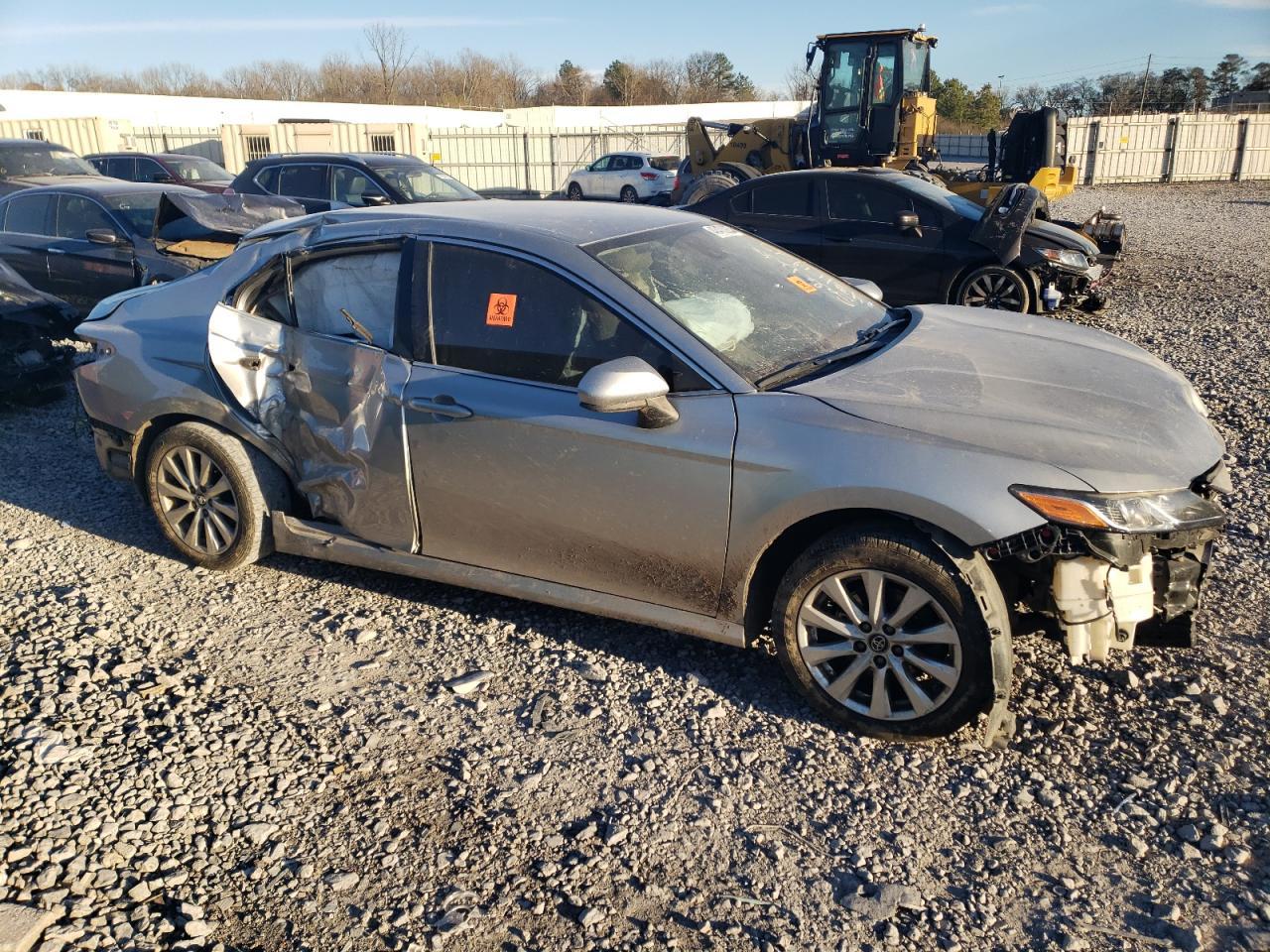 2019 Toyota Camry L - Фото 4