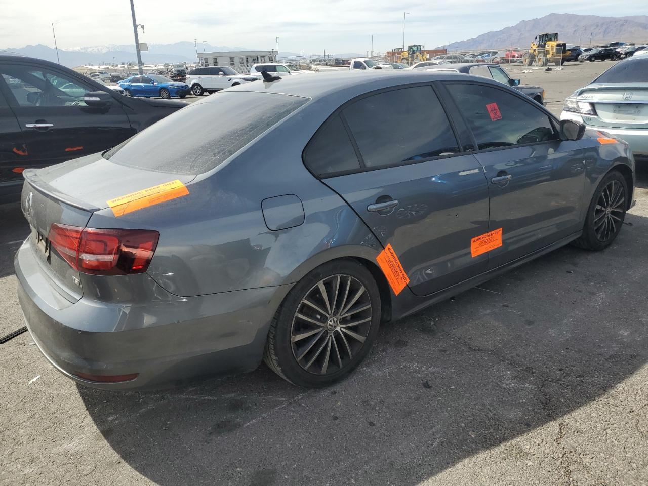 2016 Volkswagen Jetta Sport - Image 3
