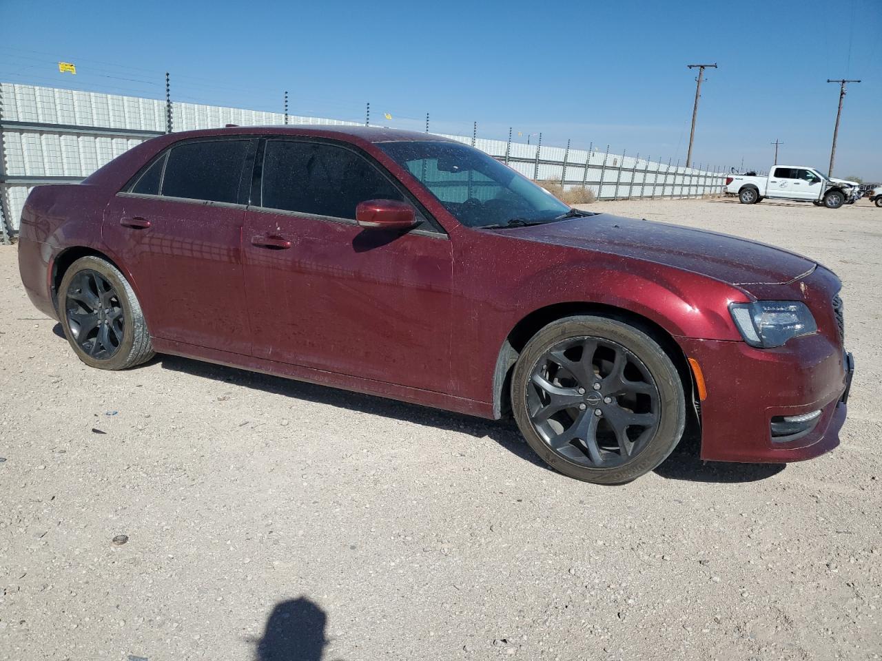 2021 Chrysler 300 Touring - Фото 4