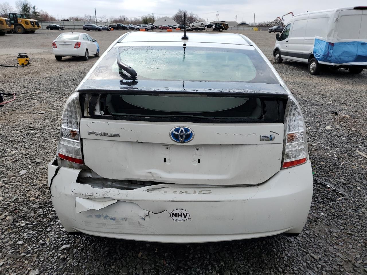 2010 Toyota Prius Iv - Фото 6