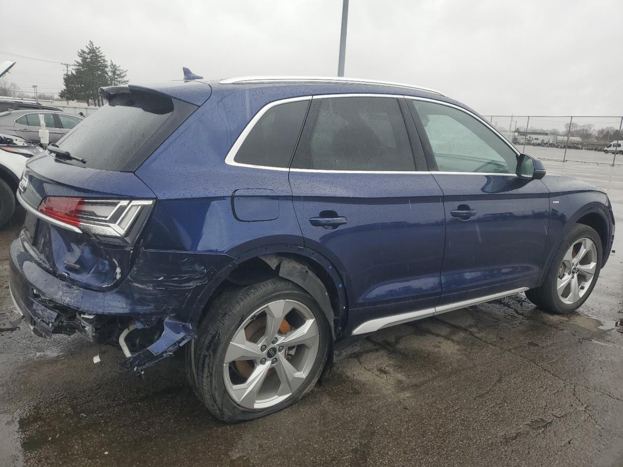 2022 Audi Q5 Premium Plus 45 - Фото 3