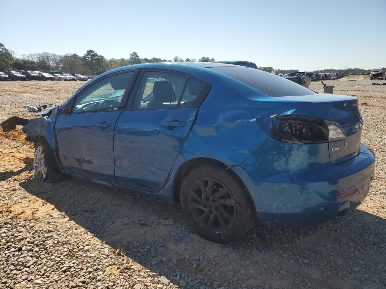 2012 Mazda 3 I - Image 2
